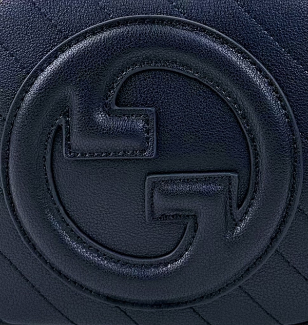 激安グッチバッグコピー着用イメージ